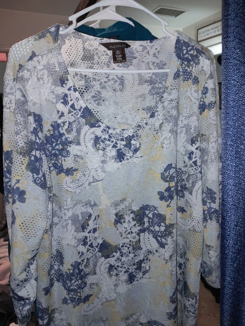 Multiples brand floral and lace patterned top with 3/4 length sleeves XL